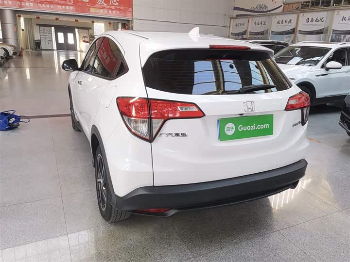 Фото 5 - Honda Vezel