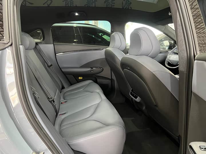 Фото 4 - XPeng G7