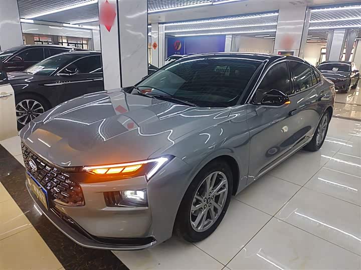 Фото 2 - Ford Mondeo