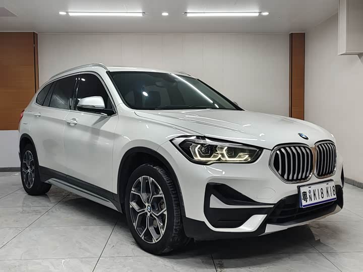 Фото 3 - BMW X1