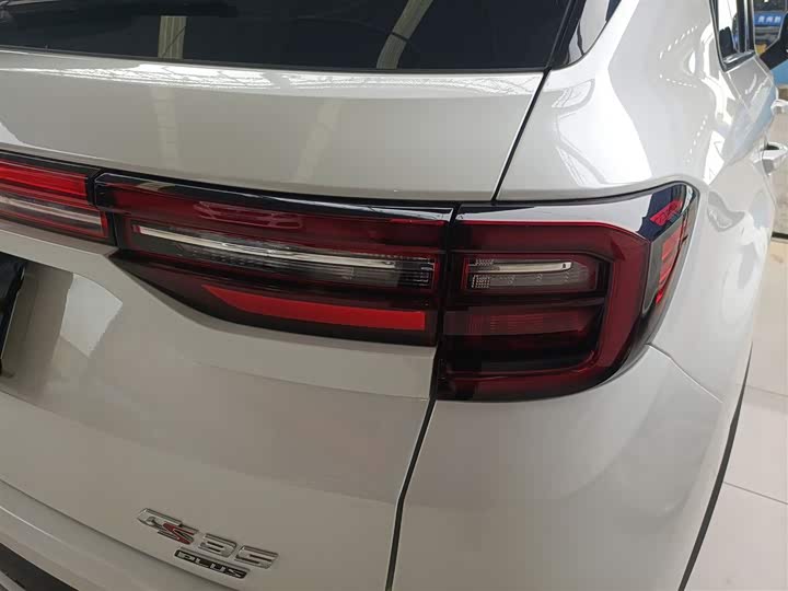 Фото 8 - Changan CS35 Plus