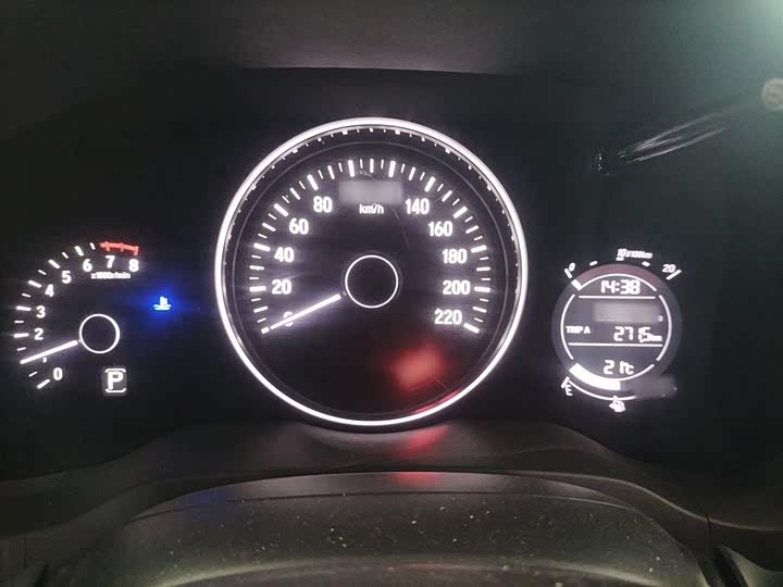 Фото 4 - Honda Vezel