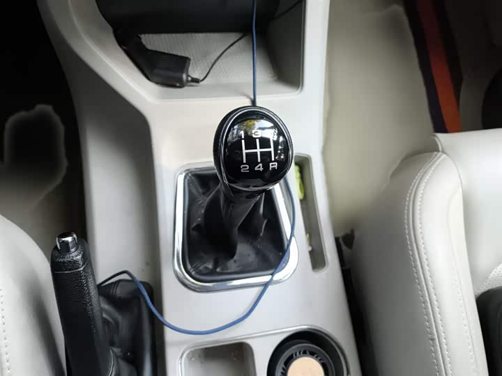 Фото 7 - Dongfeng Forthing Lingzhi M5