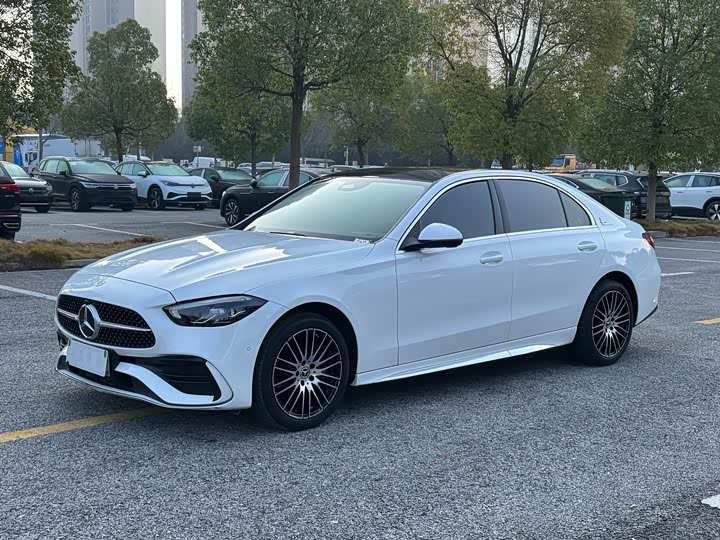 Фото 1 - Mercedes-Benz C-Class