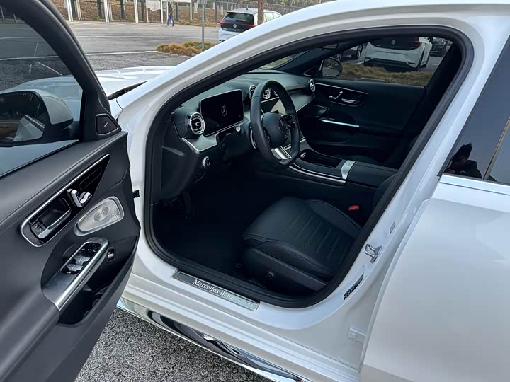 Фото 4 - Mercedes-Benz C-Class