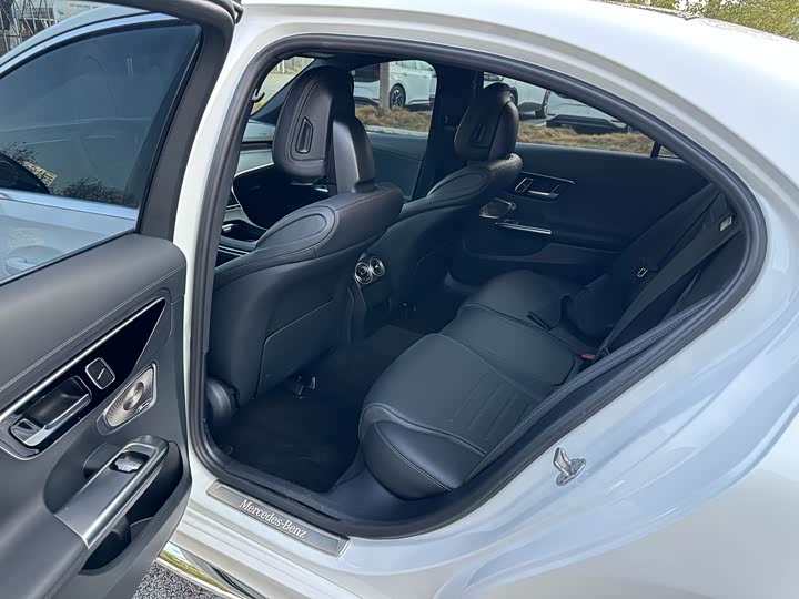 Фото 5 - Mercedes-Benz C-Class