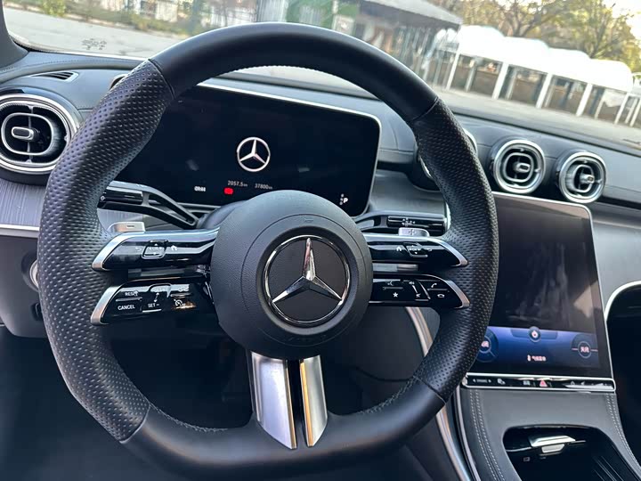 Фото 9 - Mercedes-Benz C-Class