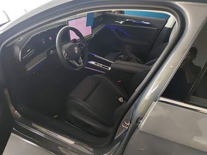 Фото 7 - Volkswagen Magotan