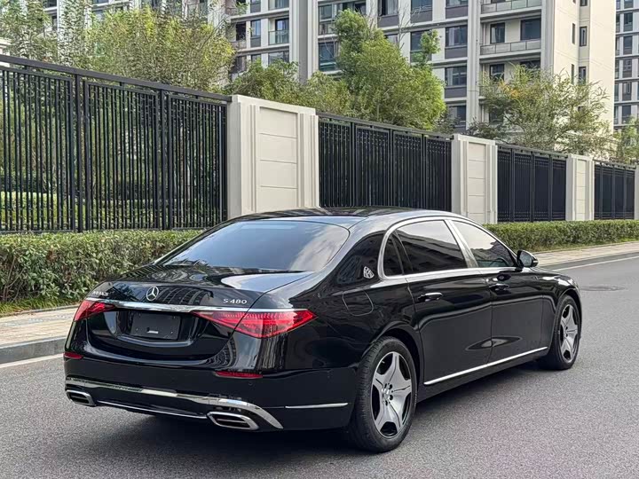 Фото 6 - Mercedes-Benz Maybach S-Class