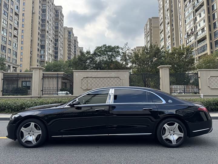 Фото 7 - Mercedes-Benz Maybach S-Class