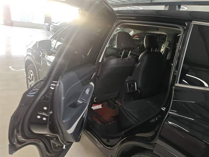 Фото 9 - Subaru Forester