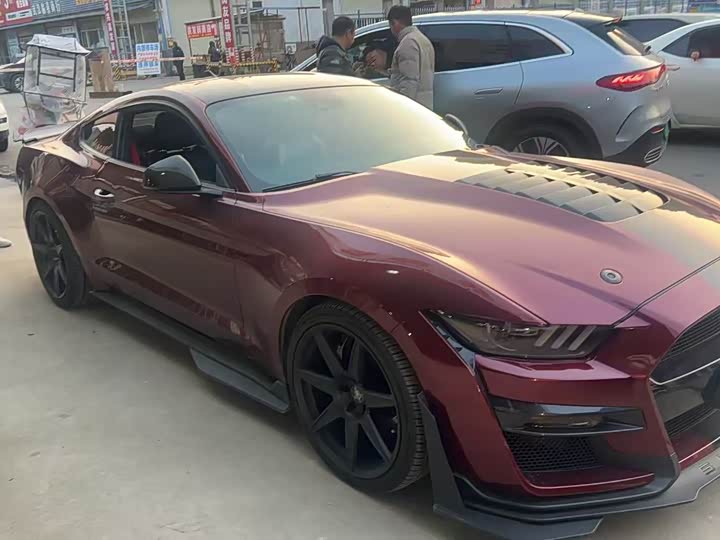 Фото 3 - Ford Mustang