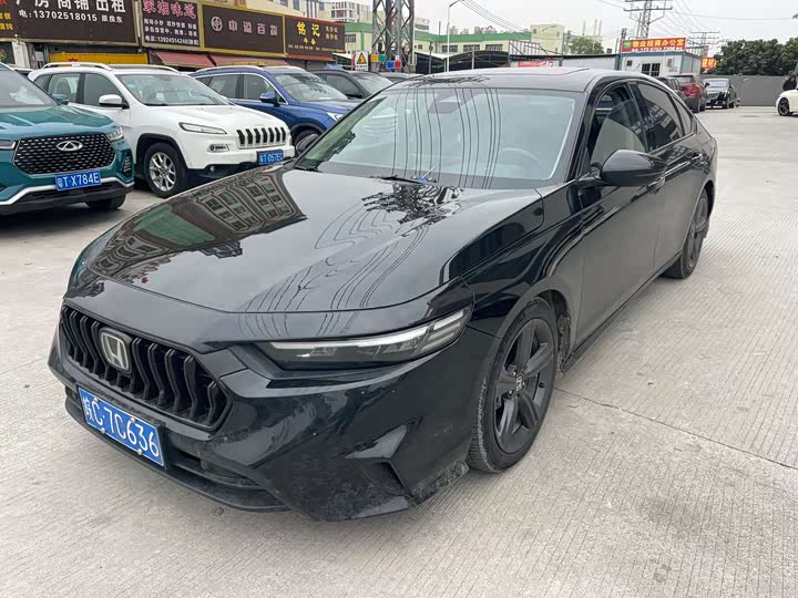 Фото 1 - Honda Inspire