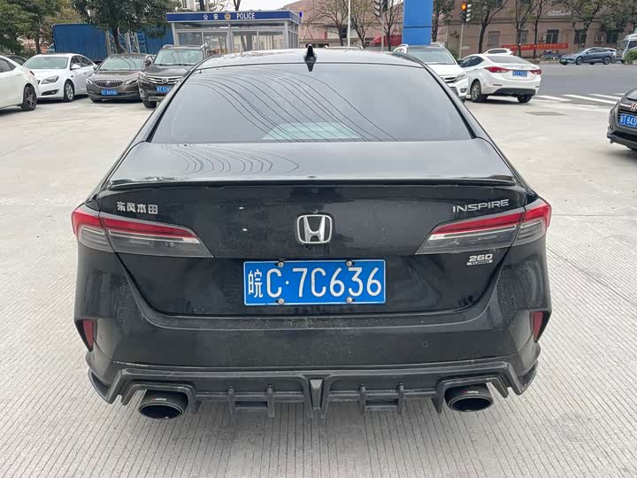 Фото 5 - Honda Inspire