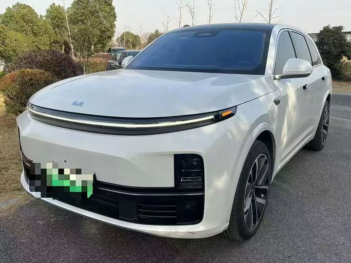 Фото 1 - LiXiang L7