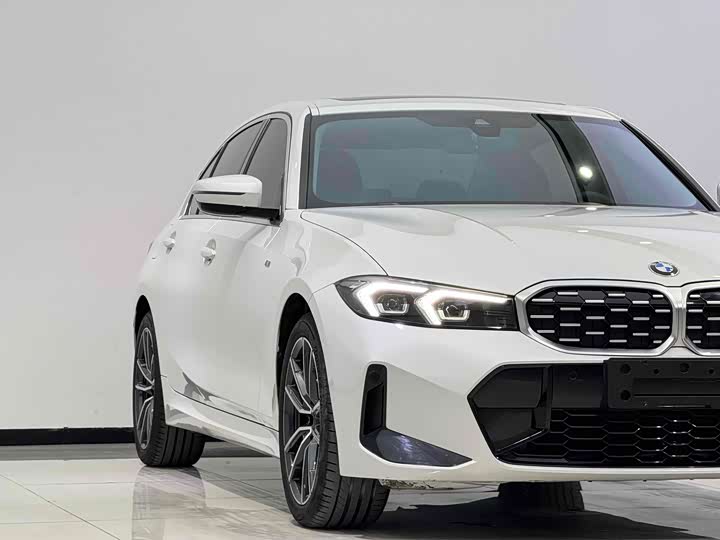 Фото 3 - BMW 3 Series