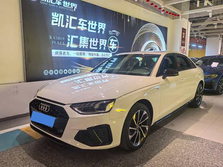 Фото 1 - Audi A4L