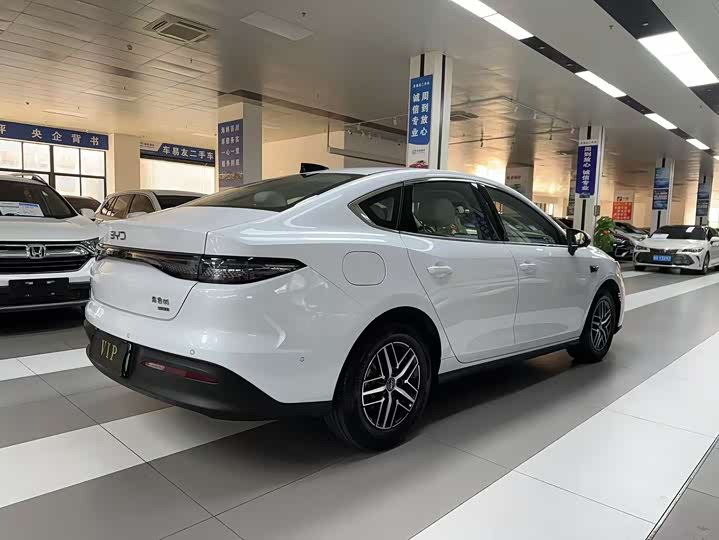 Фото 3 - BYD Seal 05 DM-i Hybrid