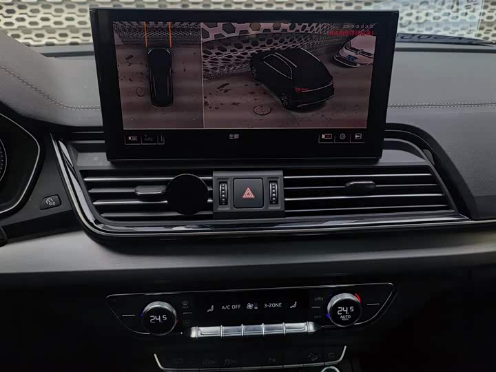 Фото 6 - Audi Q5L