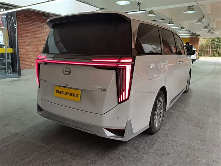 Фото 5 - GAC Trumpchi M8