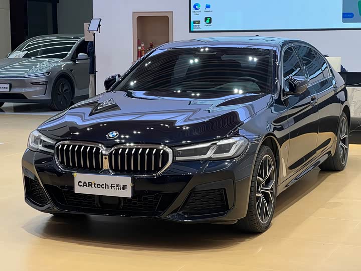 Фото 1 - BMW 5 Series