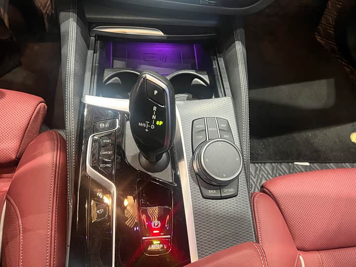 Фото 5 - BMW 5 Series