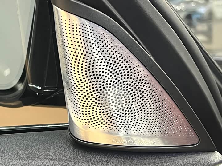 Фото 8 - BMW 5 Series