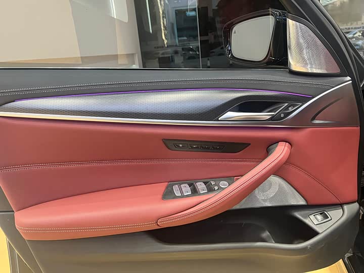 Фото 9 - BMW 5 Series