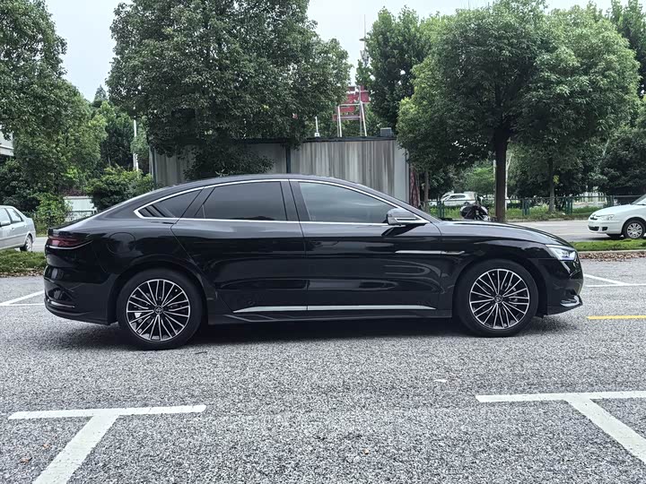 Фото 4 - BYD Han