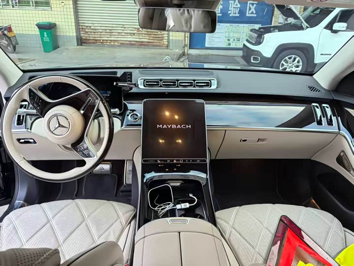 Фото 7 - Mercedes-Benz Maybach S-Class