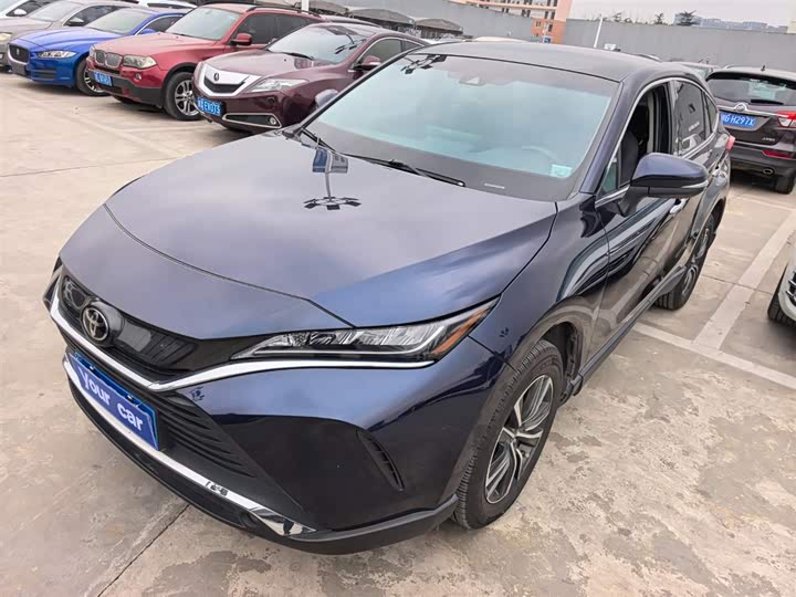 Фото 1 - Toyota Harrier