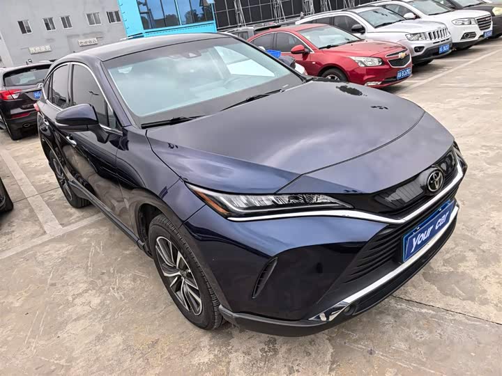 Фото 3 - Toyota Harrier