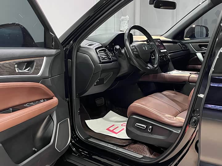 Фото 4 - Honda UR-V