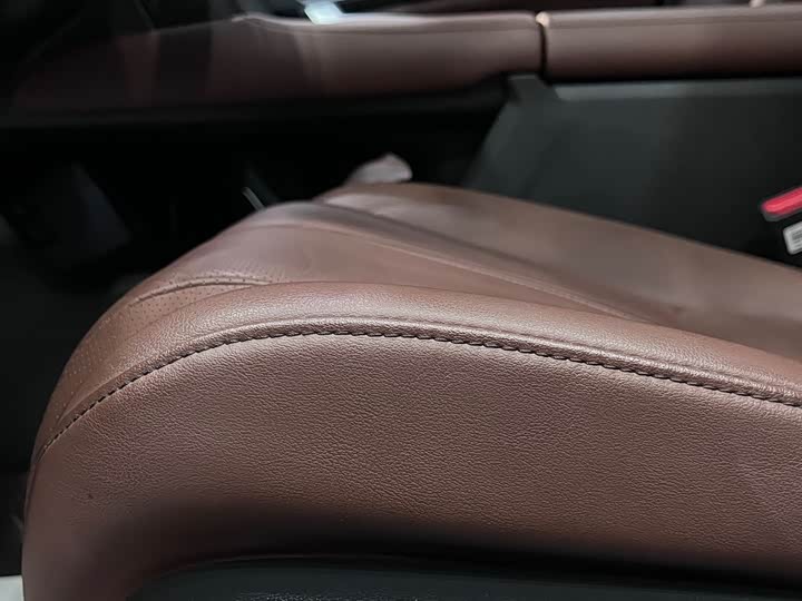 Фото 6 - Honda UR-V