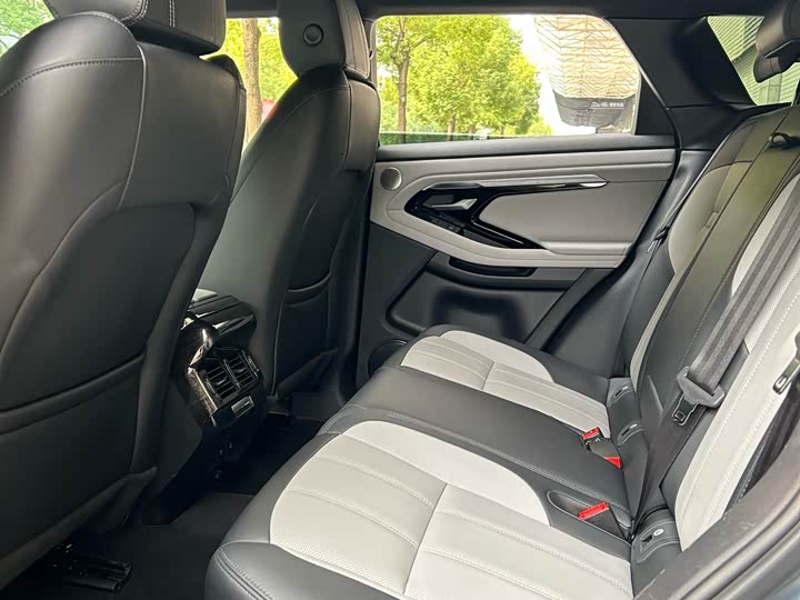 Фото 4 - Land Rover Range Rover Evoque L