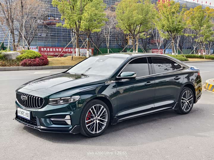 Фото 1 - Geely Preface