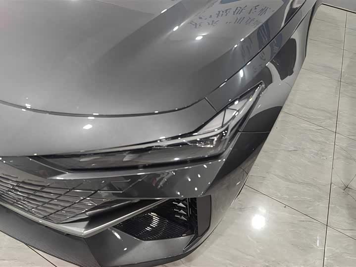 Фото 5 - Changan UNI-V