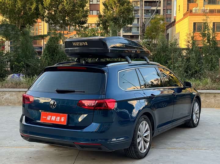 Фото 5 - Volkswagen Passat Variant