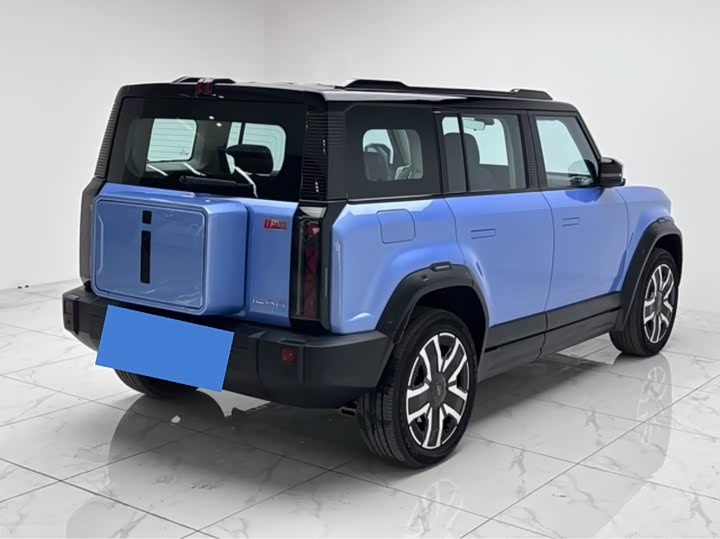 Фото 2 - Chery iCar 03