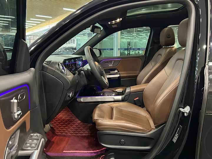 Фото 4 - Mercedes-Benz GLB-Class