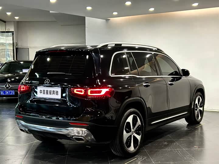 Фото 6 - Mercedes-Benz GLB-Class