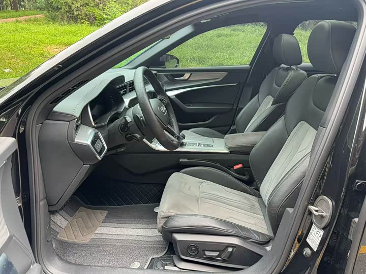 Фото 5 - Audi A6L Hybrid