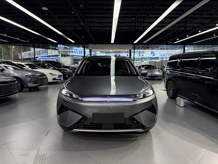 Фото 2 - BYD Yuan Plus