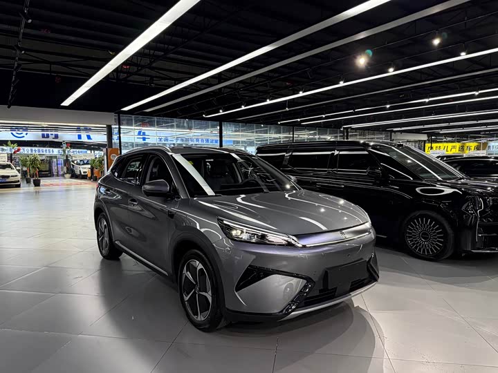 Фото 3 - BYD Yuan Plus