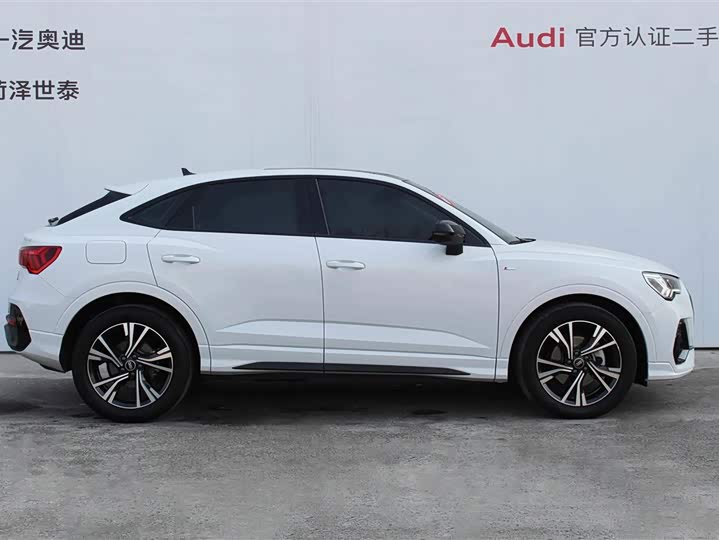Фото 2 - Audi Q3 Sportback