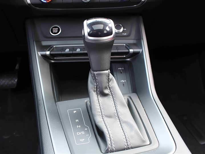 Фото 9 - Audi Q3 Sportback