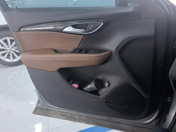 Фото 7 - Buick Envision Plus
