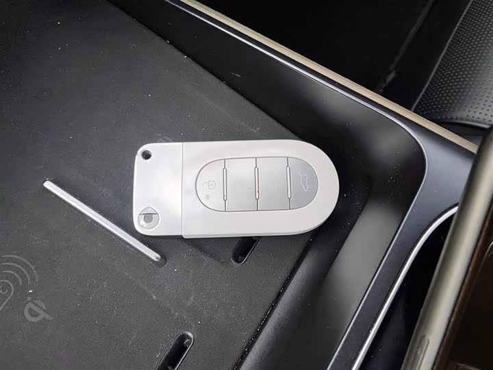 Фото 9 - Smart #5