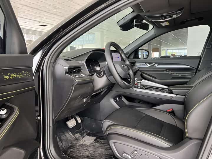 Фото 5 - Geely Preface