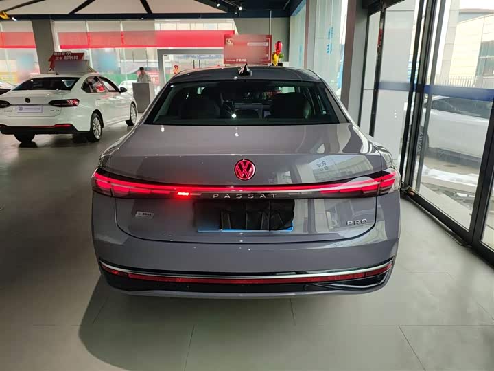 Фото 6 - Volkswagen Passat